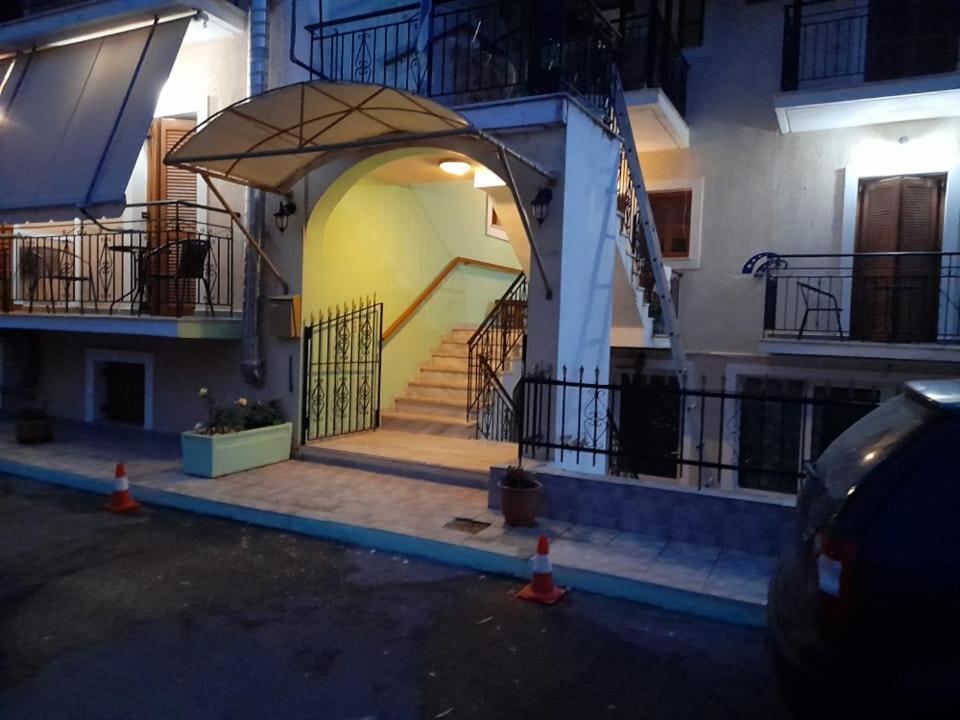 Violatos Studios Agia Efimia Exterior photo