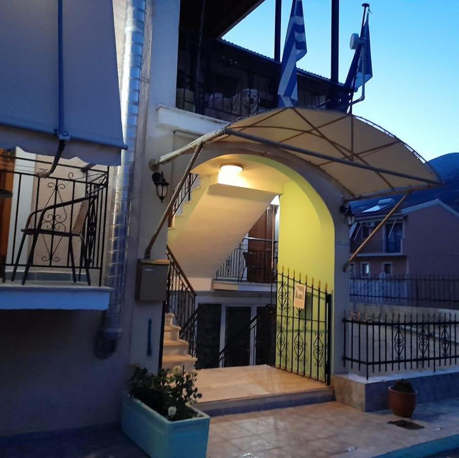 Violatos Studios Agia Efimia Exterior photo